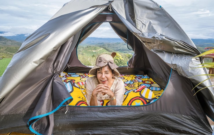 Tenda Kanvas dan Kenangan 90-an: Camping dengan Gaya