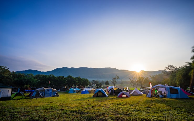 Jelajahi Bandung: Lokasi Camping dengan Fasilitas Istimewa